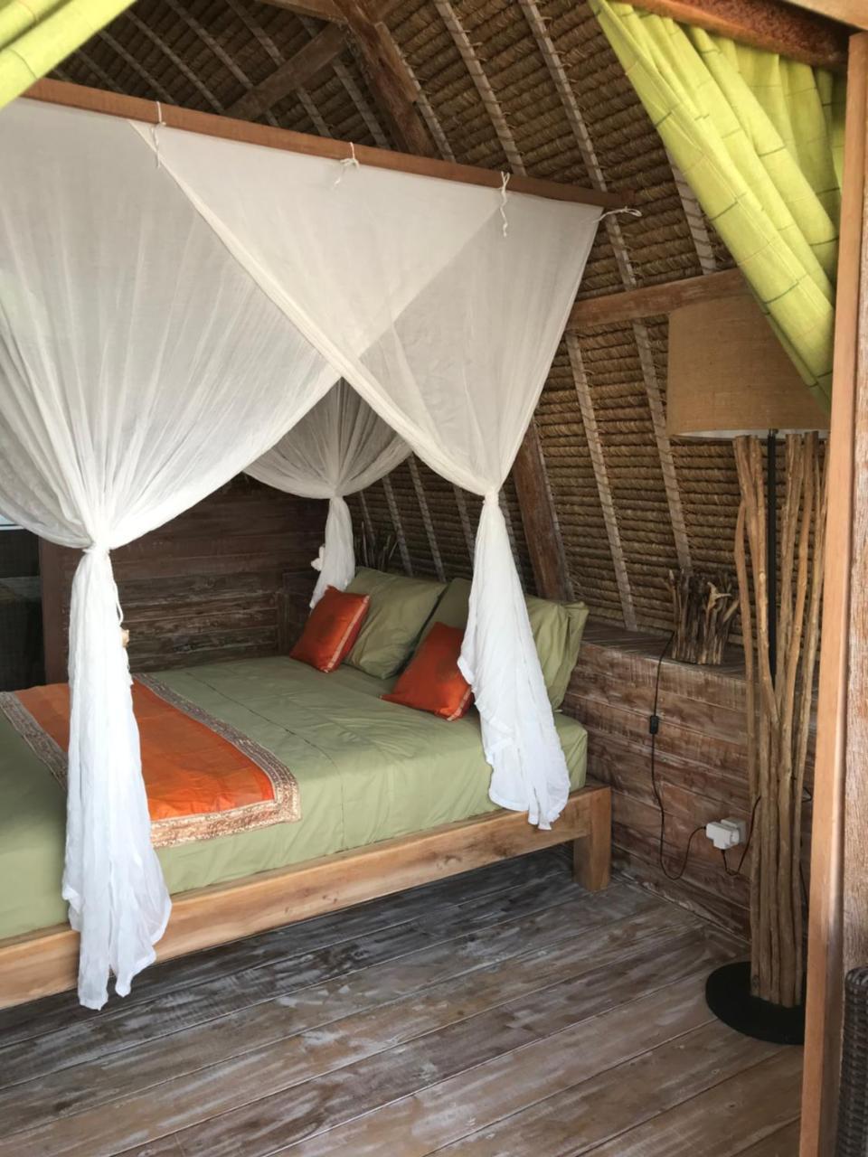 Alam Karang Hotel Gili Gede Exterior photo