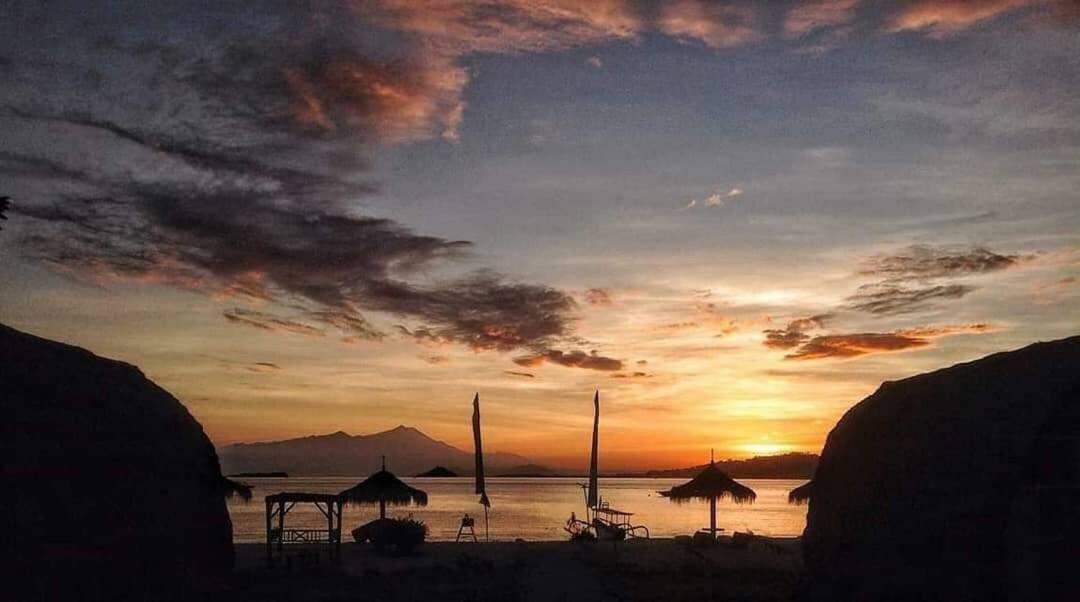 Alam Karang Hotel Gili Gede Exterior photo