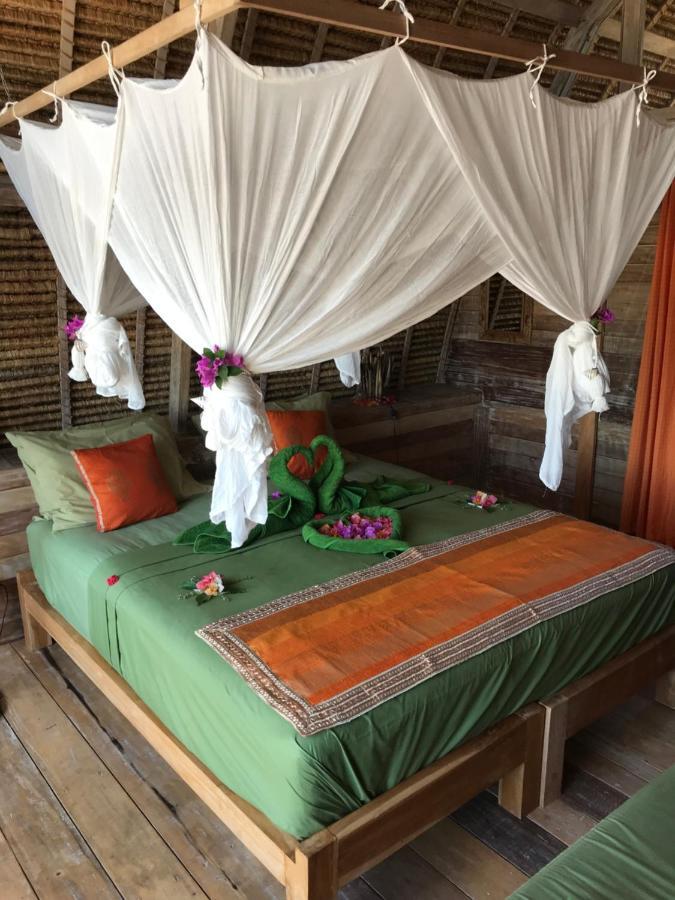 Alam Karang Hotel Gili Gede Exterior photo